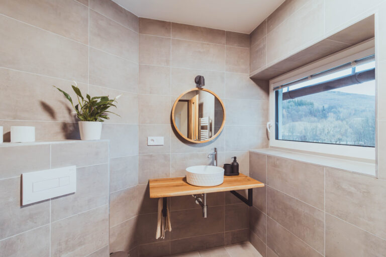 Moderní koupelna v penzionu U Ztraceného potoka