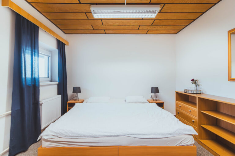 Pokoj číslo 6, Rychlebské hory